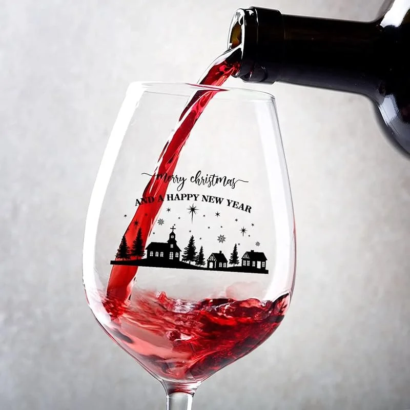 Marke: Rimego Weingläser-Set, Merry Christmas and A Happy New Year, Rotweingläser, 325 ml, für Paare, Jahrestag, Hochzeit, Geschenk, personalisierte Weingeschenke für Frauen und Männer — Wein und Festtafel
