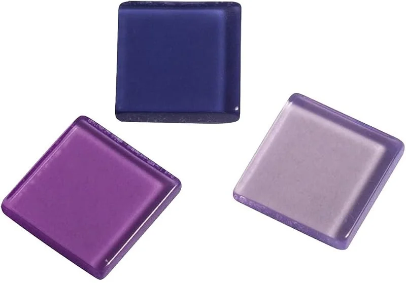 Besuche den Rayher-Store Rayher Acryl Mosaik, transparent 1x1cm, ca. 205Stück, Lilatöne-Mischung, quadratisch, Kunststoffsteine, Kunststoffmosaik durchscheinend, SB-Box 50g, 14540314 — Kerzenlicht Abendessen