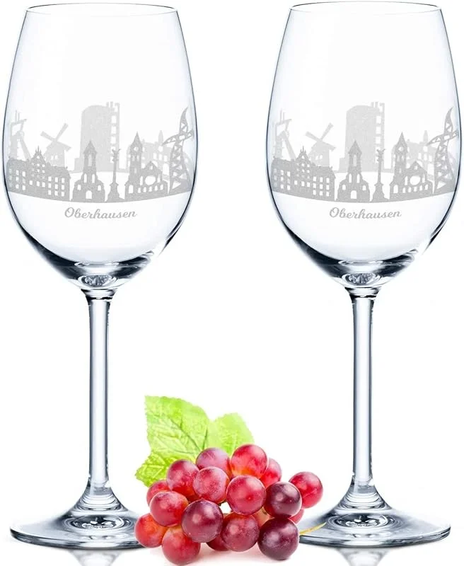 Besuche den GRAVURZEILE-Store GRAVURZEILE Weingläser mit Gravur - Skyline Oberhausen im Set - Hochwertige 360° Lasergravur - schönes Geschenk als Andenken, Souvenir oder für Sammler & Weingenießer zum Geburtstag — Wein und Festtafel