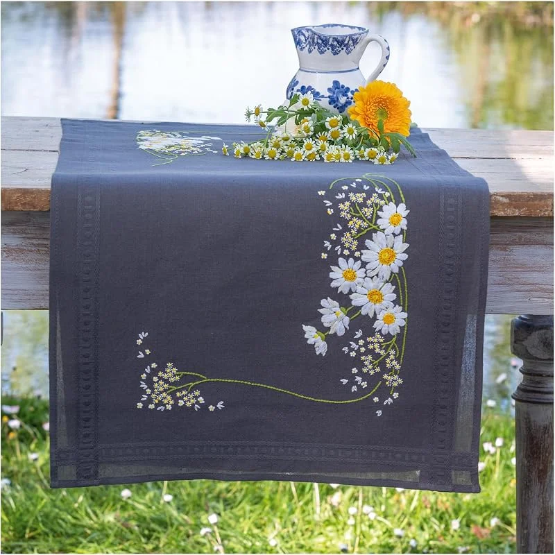 Besuche den Vervaco-Store Vervaco Stickpackung Kreuzstich Set Vorgedruckt Tischläufer Gänseblümchen Stickdecken Vorgezeichnet DIY Basteln Erwachsene Kreativ Stickläufer zum Selbersticken 40 x 100 cm Stickset — Küche & Haushalt