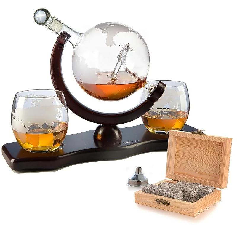 The Wine SavantFormat:Haushaltswaren World Decanter — Wein und Festtafel