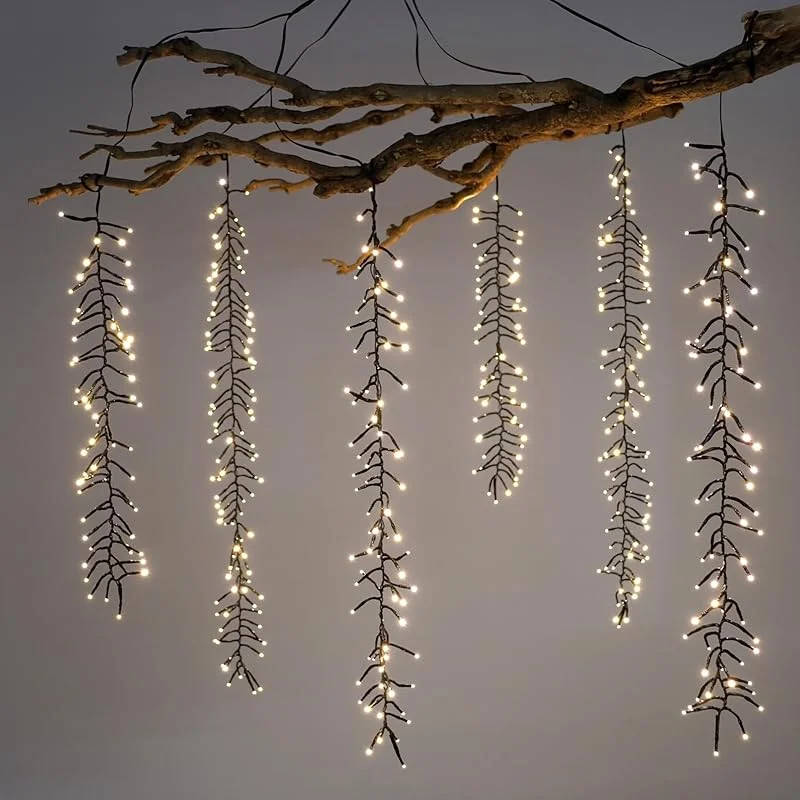 Besuche den Spetebo-Store Spetebo Kaskaden Büschel Lichterkette warm weiß mit 6 Strängen - 480 LED — Weihnachtsbeleuchtung