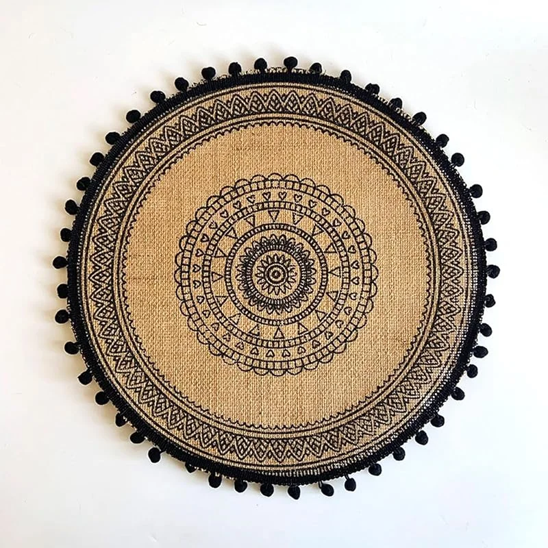 Besuche den Epinki-Store Epinki Tischset Abwaschbar Modern Dreieck, 2er Set Leinen Platzmatten Modern Geometrisch Dreieck Blumen Muster mit Kugel, Tischmatte Weihnachten Beige Gelb Schwarz für Zuhause Restaurant, 38CM — Küche & Haushalt