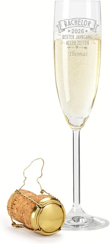 Besuche den GRAVURZEILE-Store GRAVURZEILE Sektglas mit Gravur - Bachelor - Bester Jahrgang Aller Zeiten - Personalisiert mit Namen - Schönes Geschenk für Sie & Ihn zum Abi & Ausbildung Abschluss — Wein und Festtafel