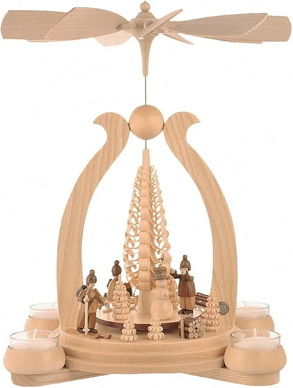 Marke: Müller DREGENO Pyramide natur mit Winter-Sportlern, für Teelichter, von DREGENO SEIFFEN 32, 5 cm – Original erzgebirgische Handarbeit — Weihnachtsdeko