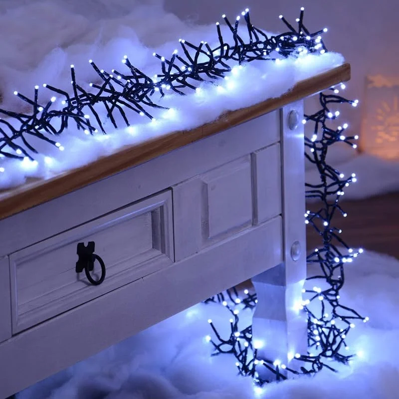 Marke: INtrenDU EXTRA LANG LED Lichterkette kaltweiß mit 8 Programmen LEDs für innen und außen Büschellichterkette (17, 5m - 2016LEDs - kaltweiß) — Weihnachtsbeleuchtung