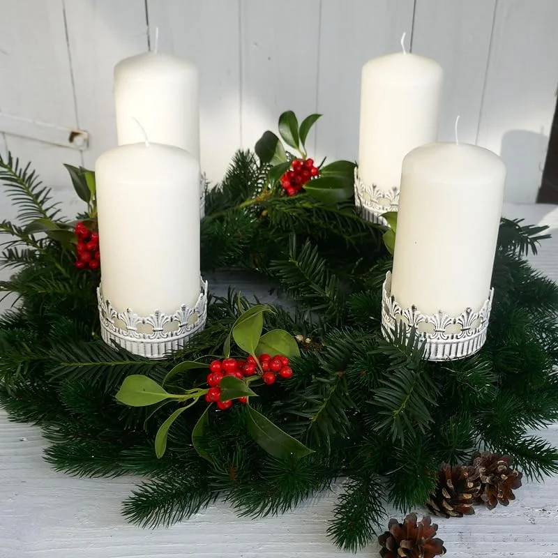 Besuche den Storm's Gartenzaubereien-Store Teelichthalter für Adventskranz 4er Set - Kerzenhalter mit Spieß D 7cm in Adventskranzstecker Shabby weiß — Kerzenlicht Abendessen