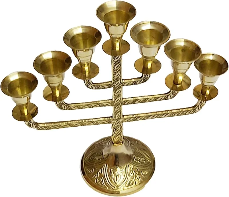 Marke: PARIJAT HANDICRAFT PARIJAT HANDICRAFT Menora Kerzenständer, Messing, 7 Zweige, Vintage-Kerzenständer, Höhe 21, 6 cm — Kerzenlicht Abendessen