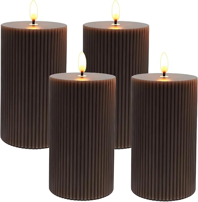 Besuche den Relaxdays-Store Relaxdays LED Kerzen, 4er Set, HxD: 13 x 7, 5 cm, flackernde Flamme, Echtwachs, Rillen, flammenlose Blockkerzen, Farbwahl — Advent und Tisch