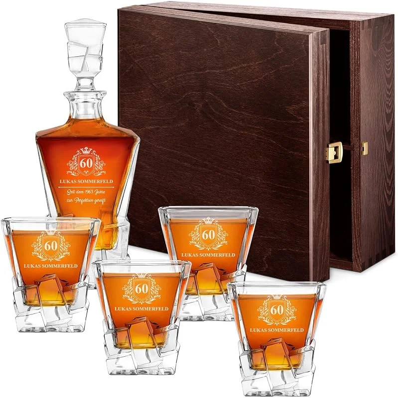 Besuche den Maverton-Store Maverton 950 ml Whiskey Karaffe + 4, 6er Whiskygläser Set mit Gravur — Wein und Festtafel